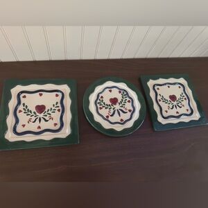 Set of 3 Heart Motif Ceramic Wall Plates - Green, Cream & Red